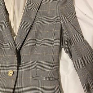H&M women’s size 6 blazer